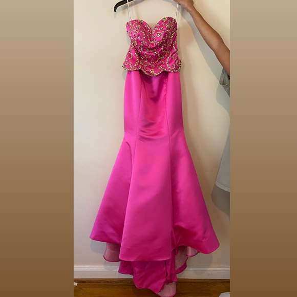 Sherri Hill dress - Picture 3 of 3